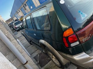 Mitsubishi Montero 2001