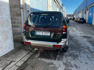 Mitsubishi Montero 2001