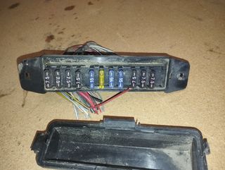 Caja fusibles Seat Marbella 1996