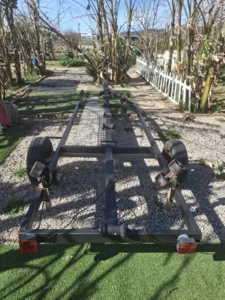 Remolque de barco 6m. 750kg. Buen estado