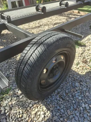 Remolque de barco 6m. 750kg. Buen estado