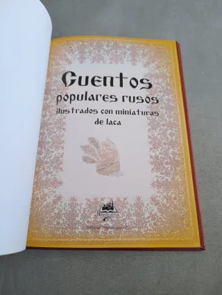 CUENTOS POPULARES RUSOS ILUSTRADOS CON MINIATURAS