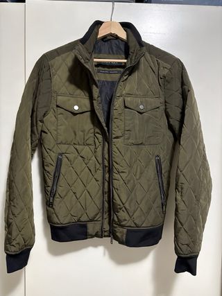 Chaqueta verde de Zara talla: S/38