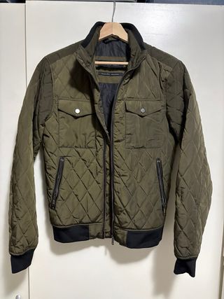 Chaqueta verde de Zara talla: S/38