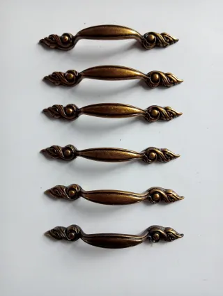 6 Maniglie per mobili antichi oro valenza