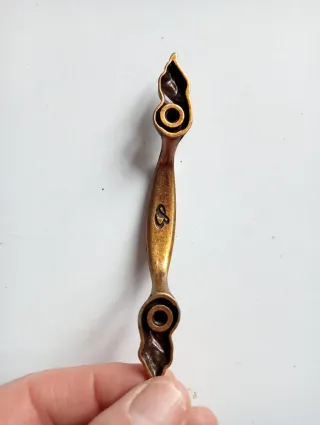 6 Maniglie per mobili antichi oro valenza