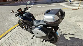 Moto Honda NC 750 XDL ED con kit de maletas,