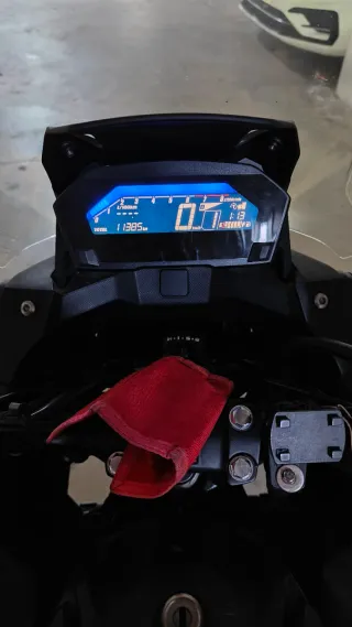 Moto Honda NC 750 XDL ED con kit de maletas,