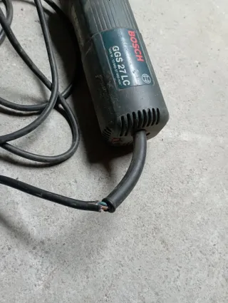 AMOLADORA RECTA MOD. GGS 27 LC 600 W