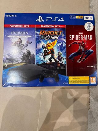 Play Station 4 con su caja original