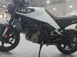 HUSQVARNA 401 VITPILEN