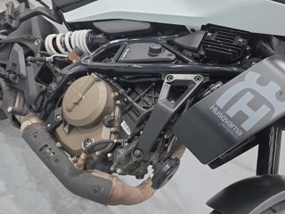 HUSQVARNA 401 VITPILEN