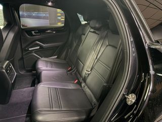 Porsche Cayenne Coupé -