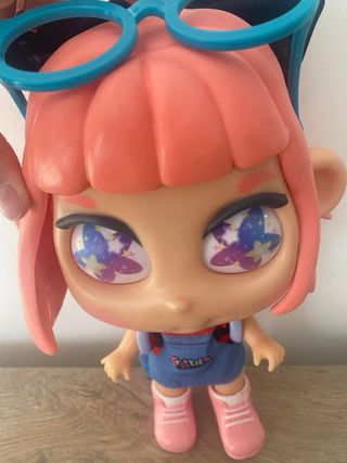 Muñeca Trotties Mia Tokio Ojos Mágicos y pack