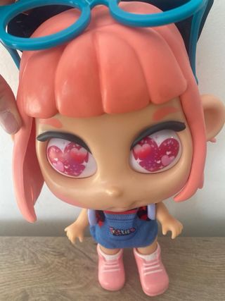 Muñeca Trotties Mia Tokio Ojos Mágicos y pack