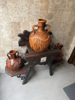 Cántaros y cantarera