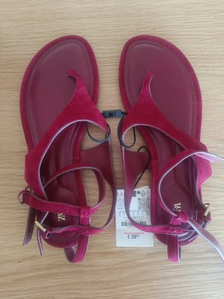 Sandalias ante color rojo