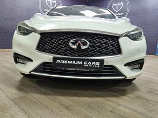 INFINITI Q30 2.2D PREMIUM TECH 7DCT
