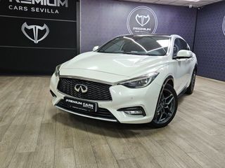 INFINITI Q30 2.2D PREMIUM TECH 7DCT