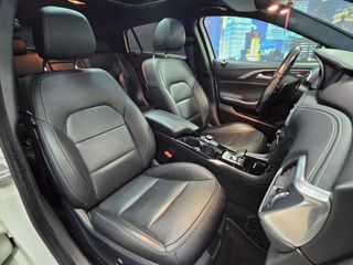 INFINITI Q30 2.2D PREMIUM TECH 7DCT