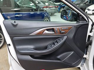 INFINITI Q30 2.2D PREMIUM TECH 7DCT