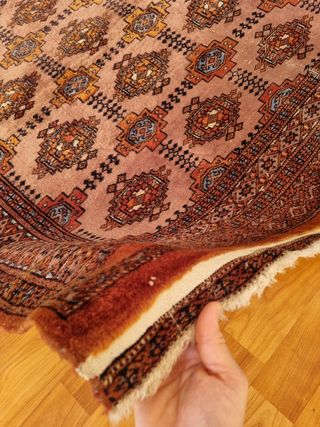 Tappeto persiano annodato a mano con seta