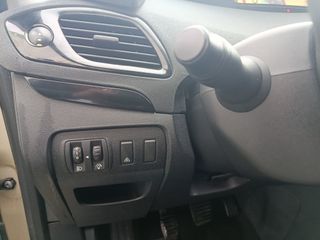 Renault Grand Scenic 2011
