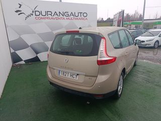Renault Grand Scenic 2011