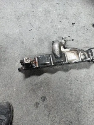 Colector Kia Carens 2.0 Rcdi