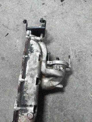 Colector Kia Carens 2.0 Rcdi