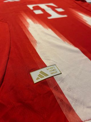 Camisola Bayern 25/26