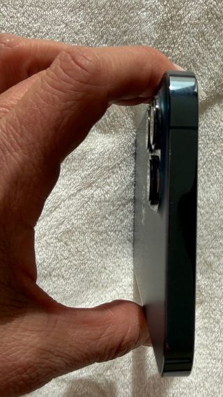 iPhone 12 Pro Max, 128 GB Impecable Azul pacifico