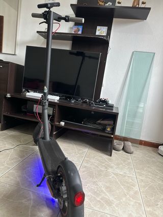 Patinete xiaomi 4 pro con todos sus accesorios