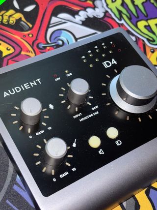 tarjeta de sonido AUDIENT ID4 MKII