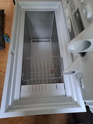 Arcon congelador AEG