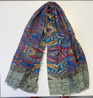 Sciarpa artigianale motivo geometrico
