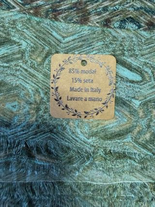 Sciarpa artigianale motivo geometrico