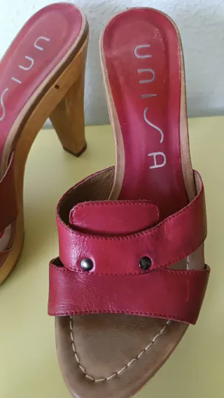 Lote 2 sandalias piel número 38 a 3€ cada una