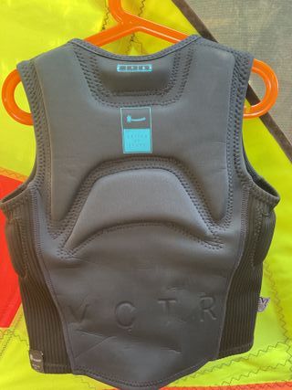 Giubbino Paracolpi/Salvagente ION 140/ 10 anni