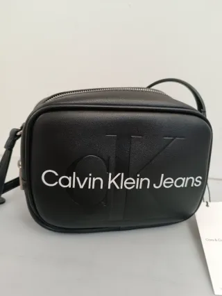 Bolso bandolera Calvin Klein B2Y9038