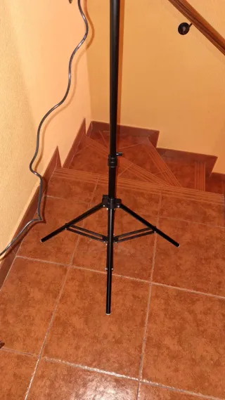 Luz LED 50W Doble Brazo con Trípode