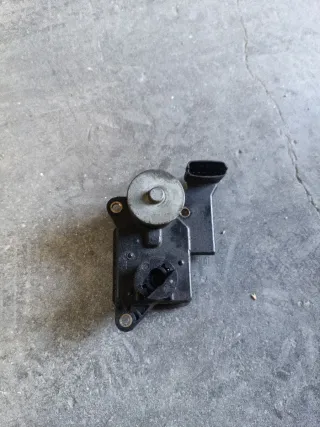 Colector de admisión 2.0 CRDi kia carens 2007