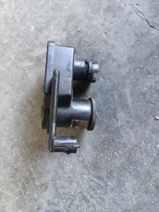 Colector de admisión 2.0 CRDi kia carens 2007