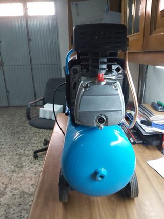 Compresor de Aire HTM 24L