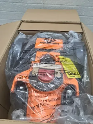 Robot cortacésped LawnMaster VBRM16