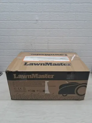 Robot cortacésped LawnMaster VBRM16