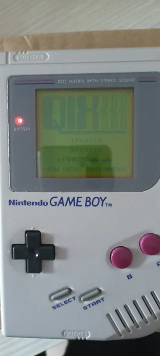 Game boy, 4 juegos con funda y adaptador.
