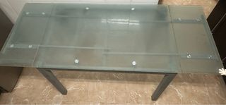 Mesa de cristal para la cocina