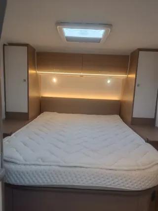 BLUECAMP 525, ETRUSCO 7400 Q