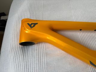 Cuadro Enduro NUEVO Carbono YT Capra Talla M.